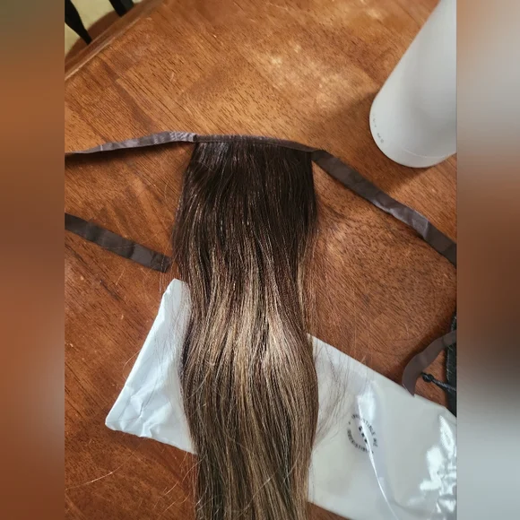 New!! Irresistible Me Ponytail Hair Extension In Ash Brown Balayage!❤️ - Picture 6 of 8